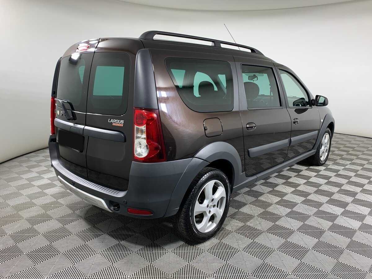 Купить Lada (ВАЗ) Largus с пробегом. Фото: #4