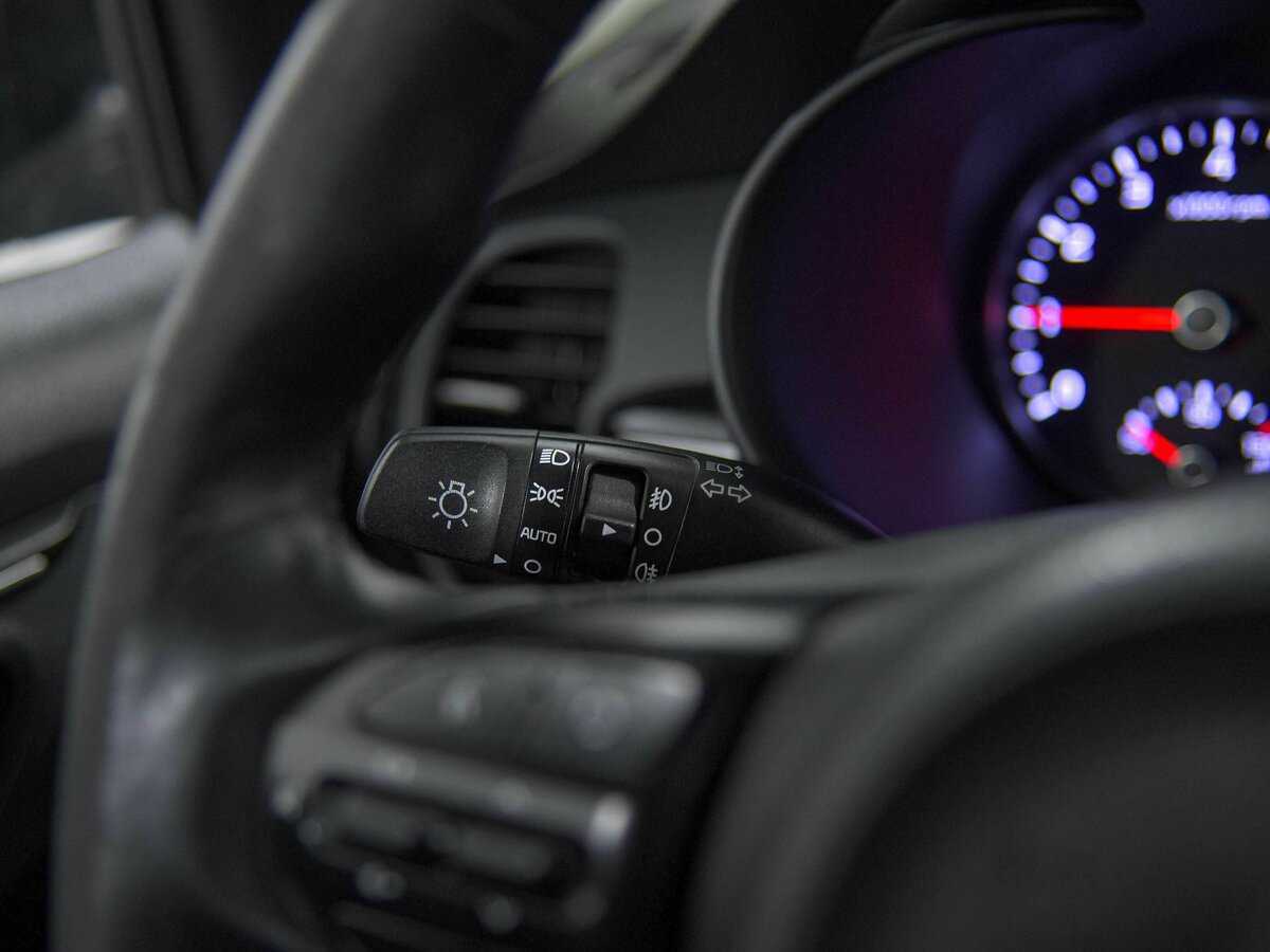 Купить Kia Rio с пробегом. Фото: #8