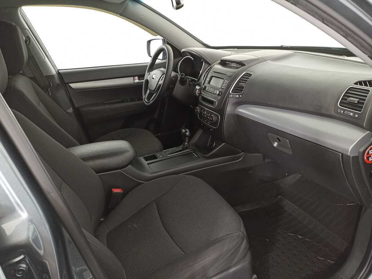 Купить Kia Sorento с пробегом. Фото: #7