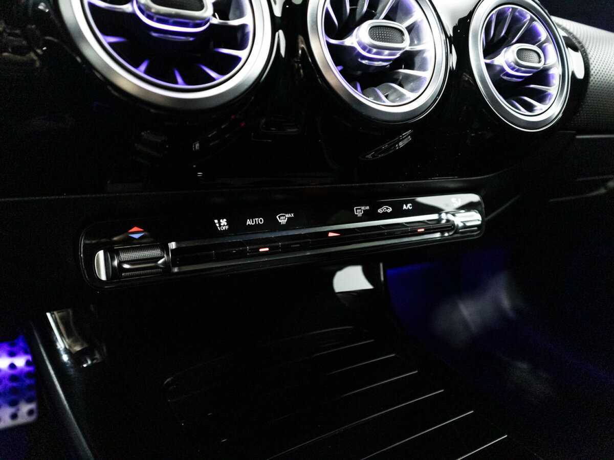 Купить Mercedes-Benz CLA с пробегом. Фото: #14