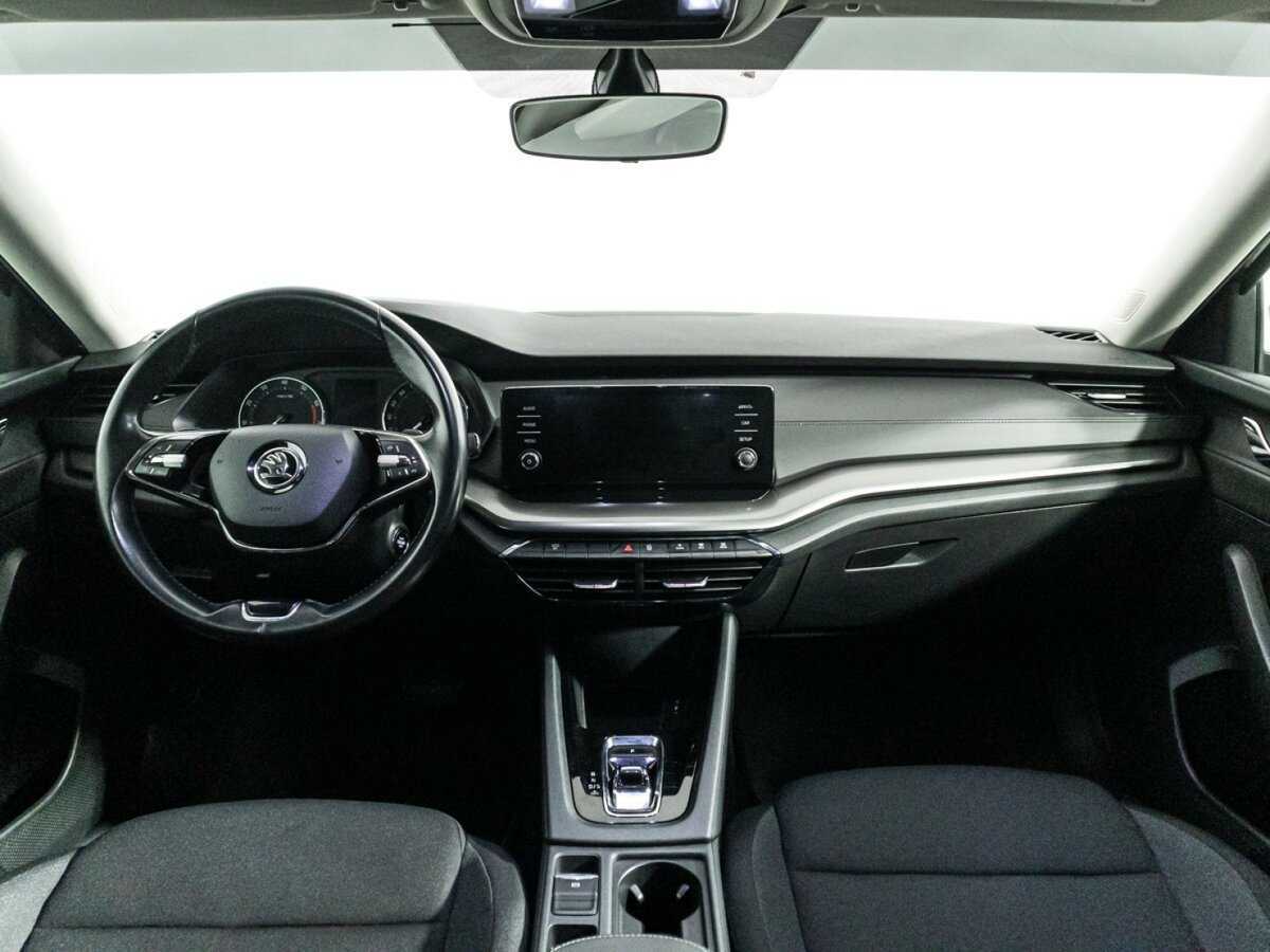 Купить Skoda Octavia с пробегом. Фото: #12