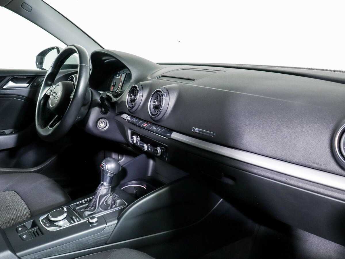 Купить Audi A3 с пробегом. Фото: #8