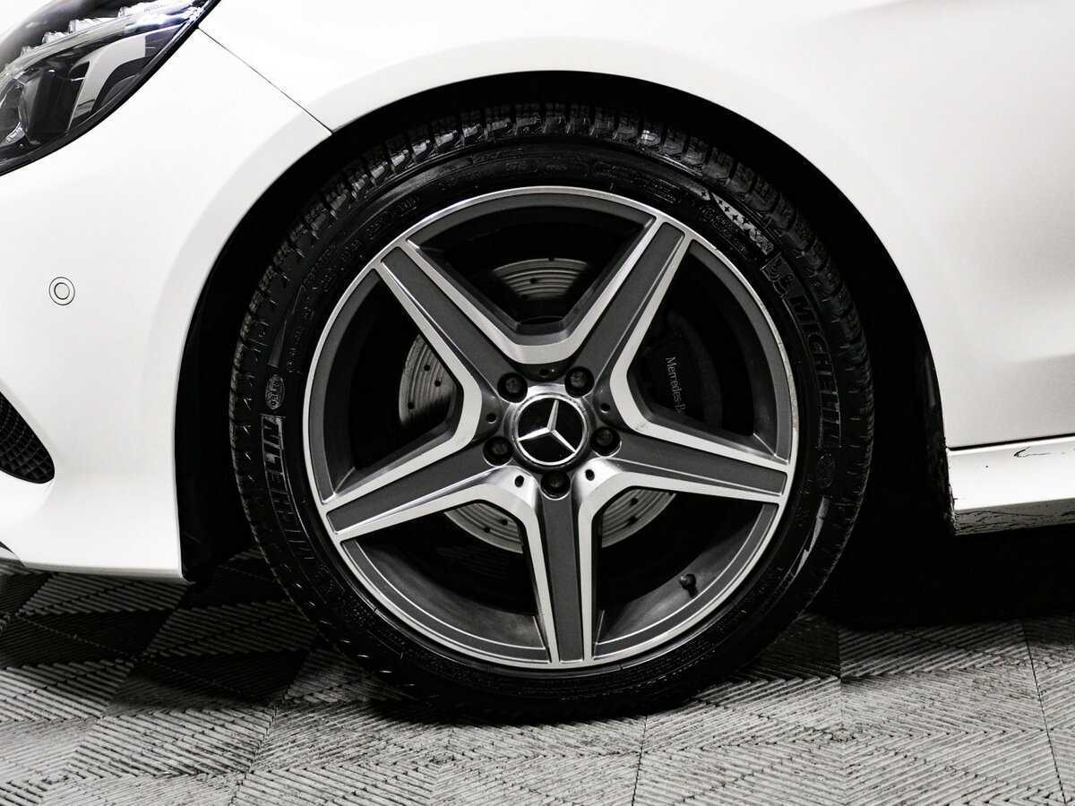 Купить Mercedes-Benz E-Класс с пробегом. Фото: #11