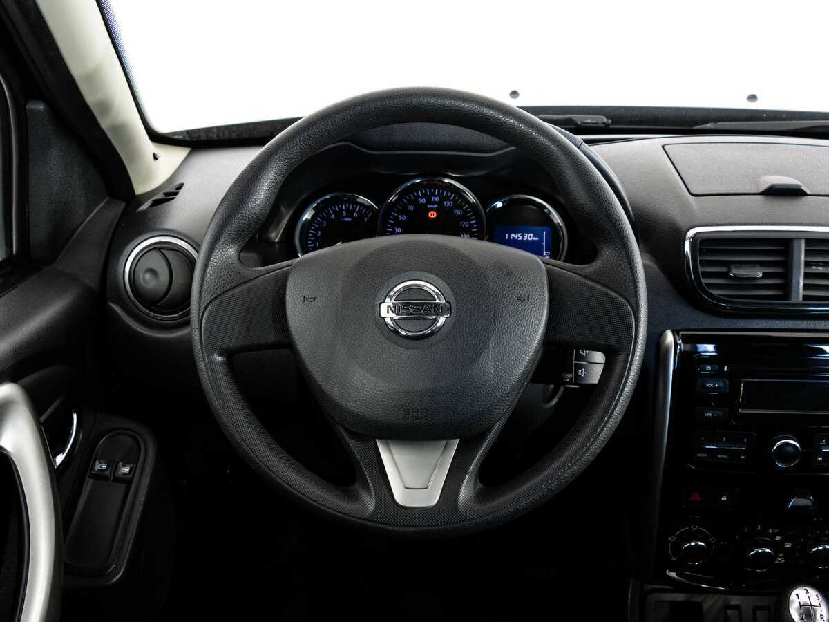 Купить Nissan Terrano с пробегом. Фото: #11