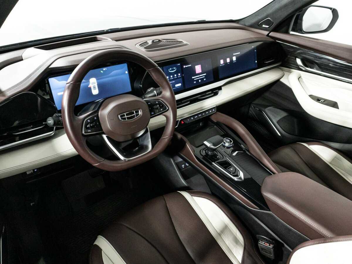 Купить Geely Monjaro с пробегом. Фото: #10