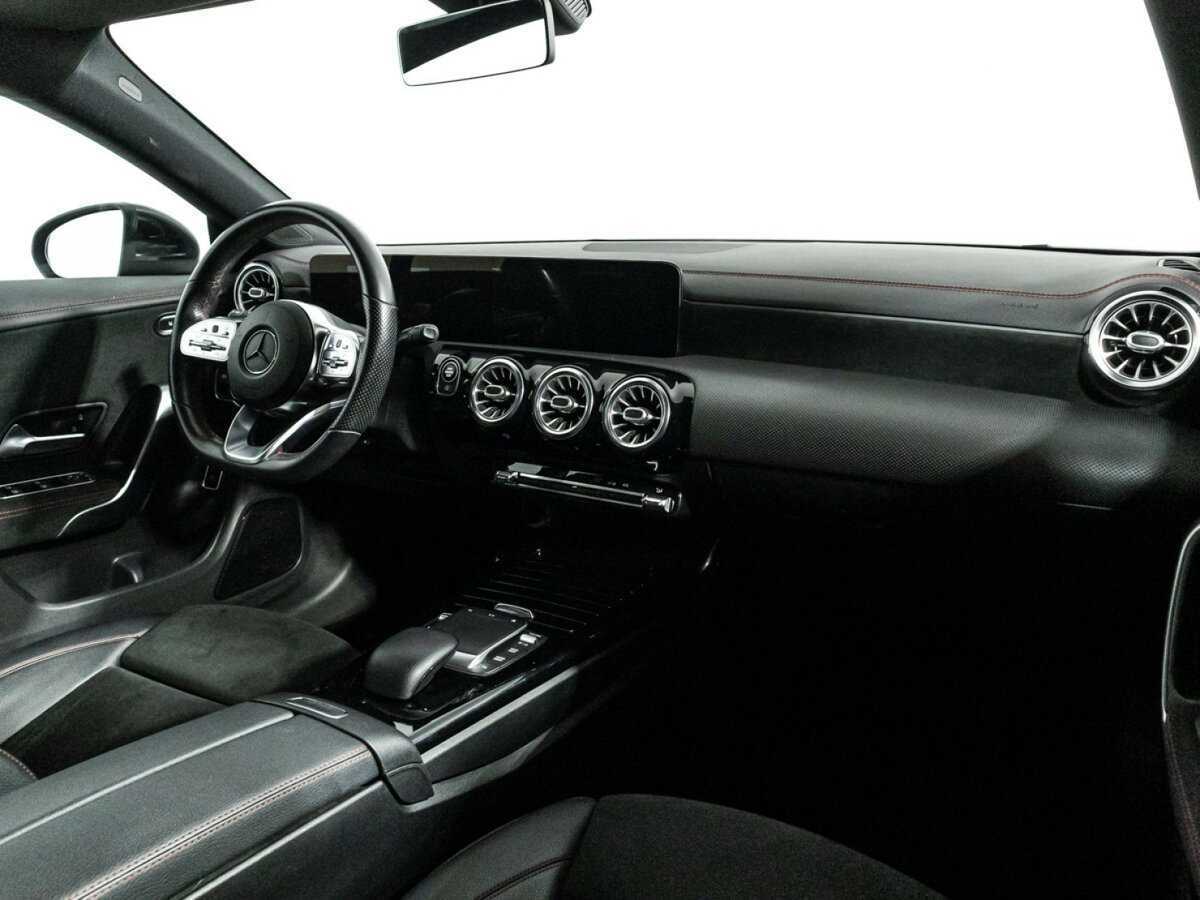 Купить Mercedes-Benz CLA с пробегом. Фото: #8