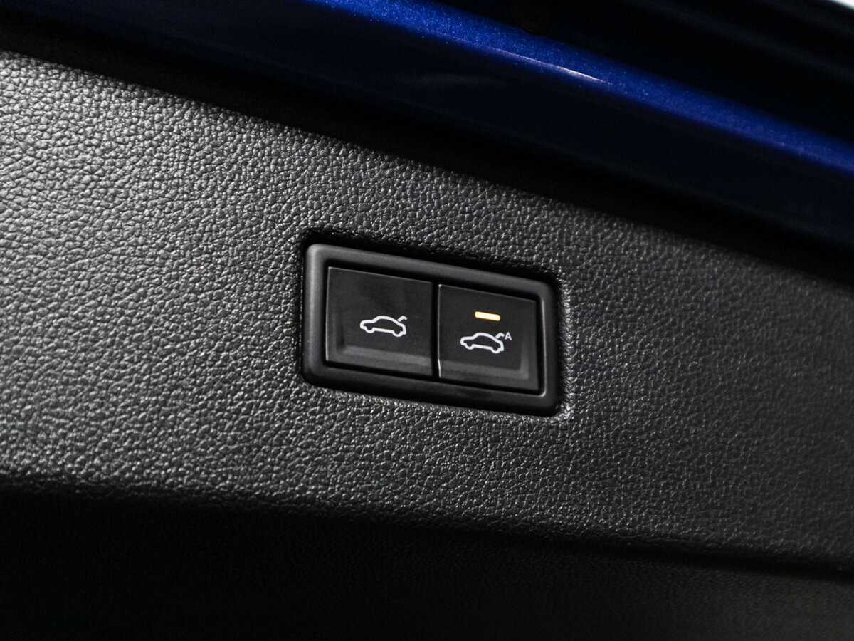 Купить Volkswagen Tiguan с пробегом. Фото: #15