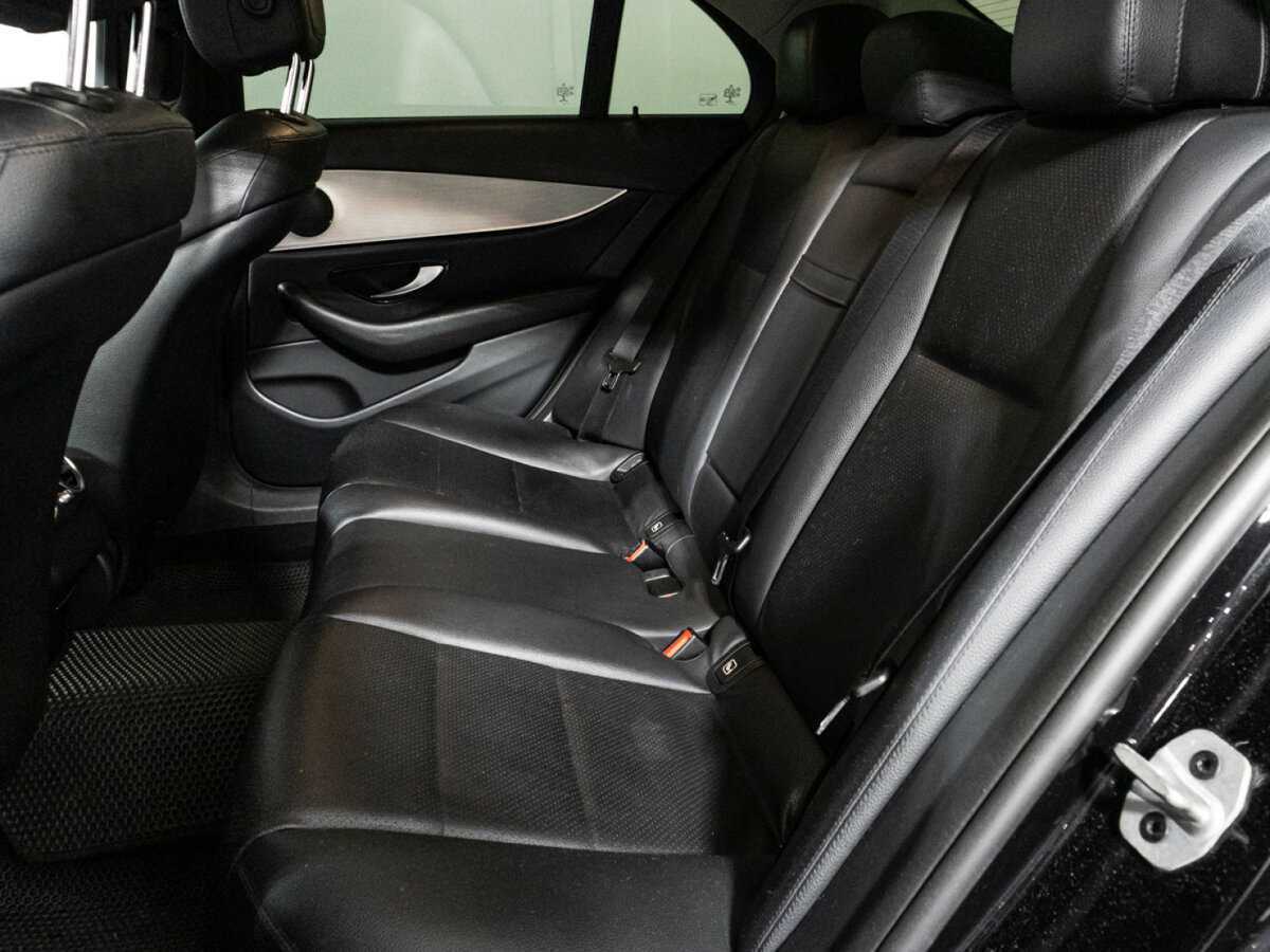 Купить Mercedes-Benz E-Класс с пробегом. Фото: #9