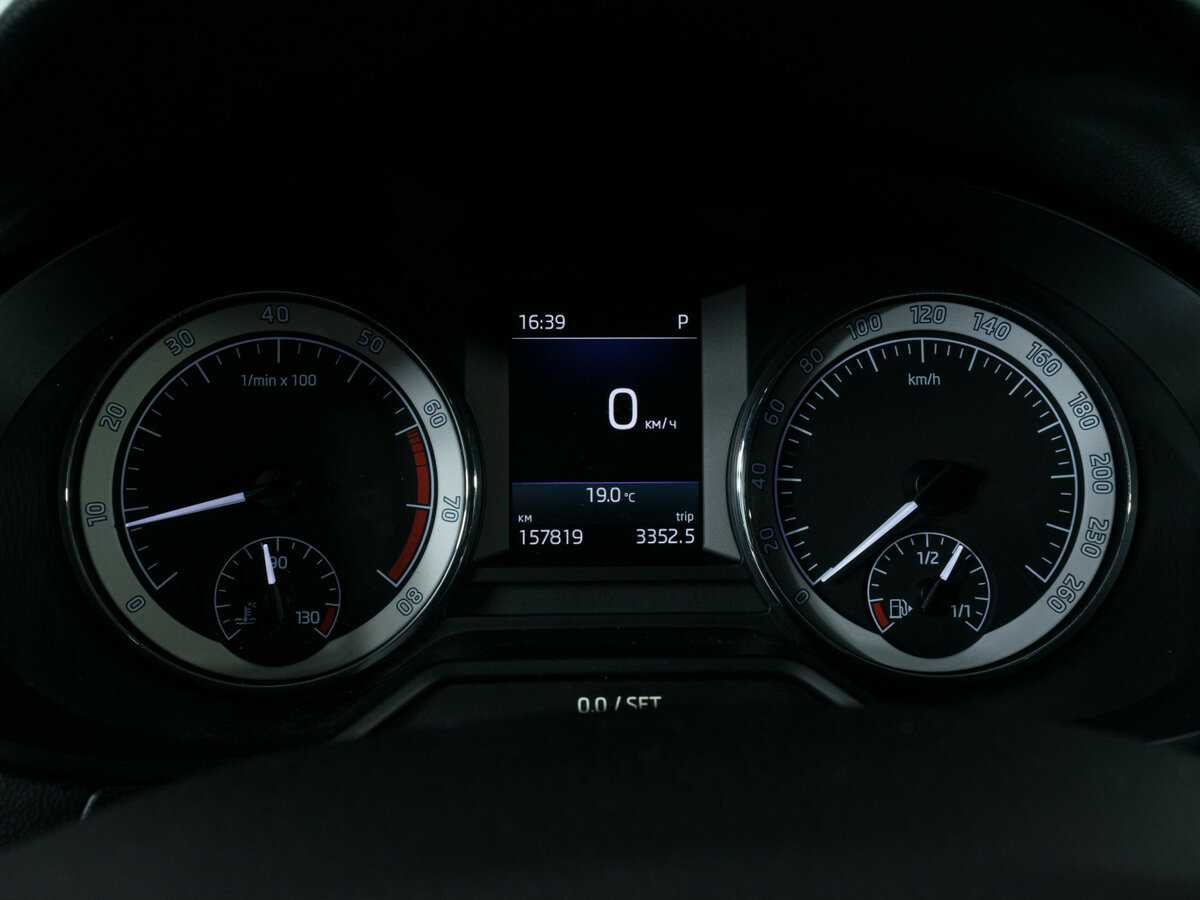 Купить Skoda Octavia с пробегом. Фото: #10