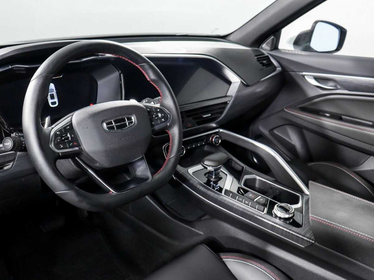 Купить Geely Tugella с пробегом. Фото: #13