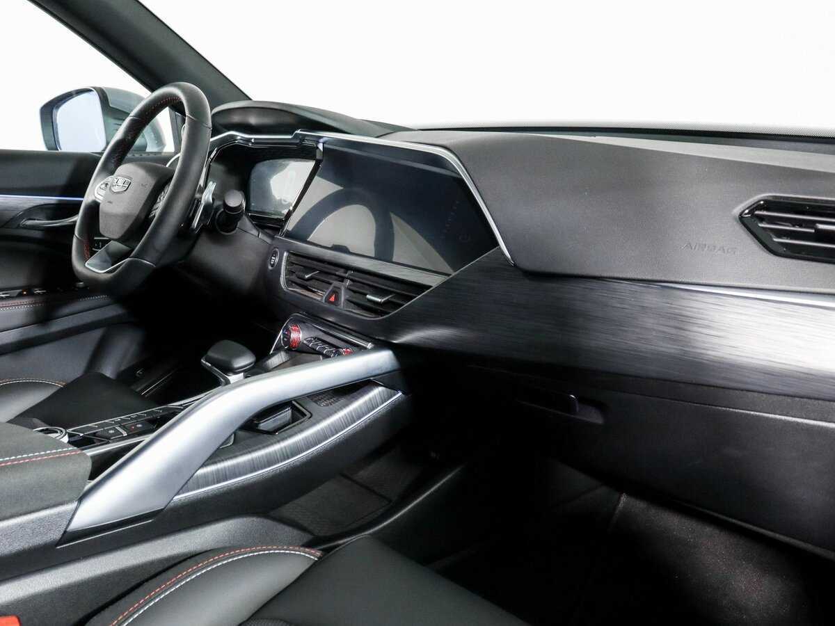 Купить Geely Tugella с пробегом. Фото: #8