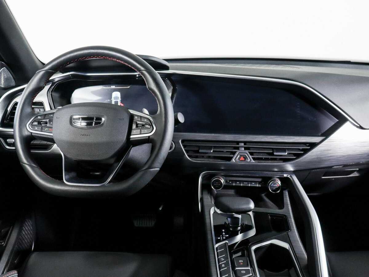 Купить Geely Tugella с пробегом. Фото: #11