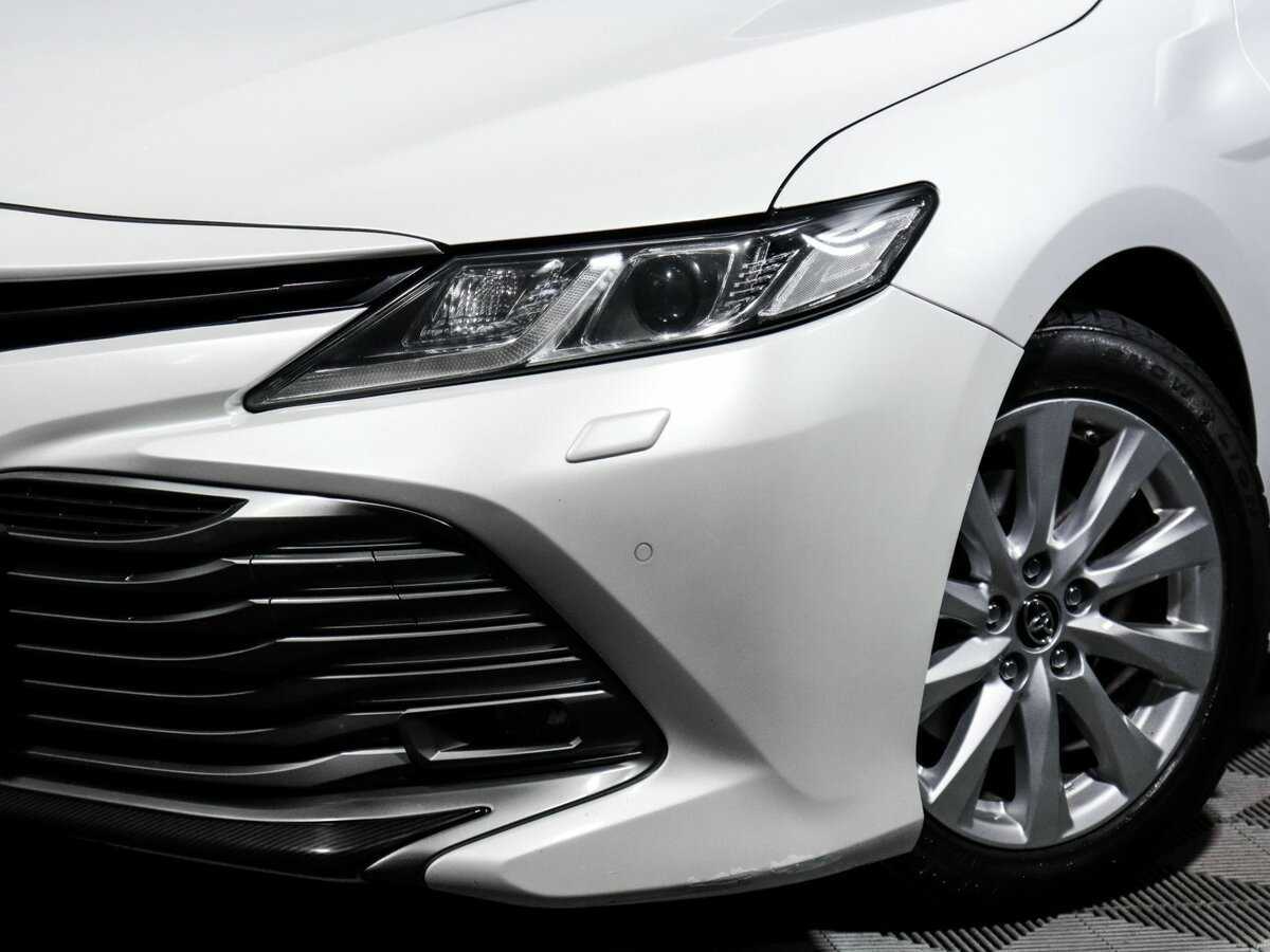 Купить Toyota Camry с пробегом. Фото: #15
