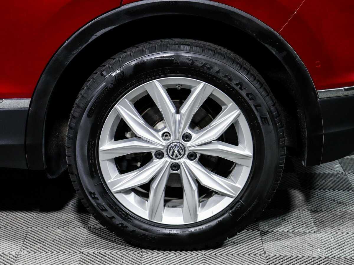 Купить Volkswagen Tiguan с пробегом. Фото: #11