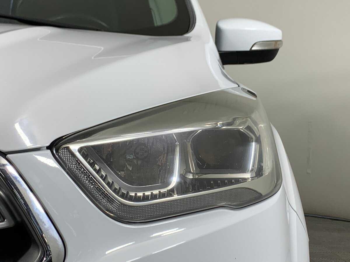 Купить Ford Kuga с пробегом. Фото: #9