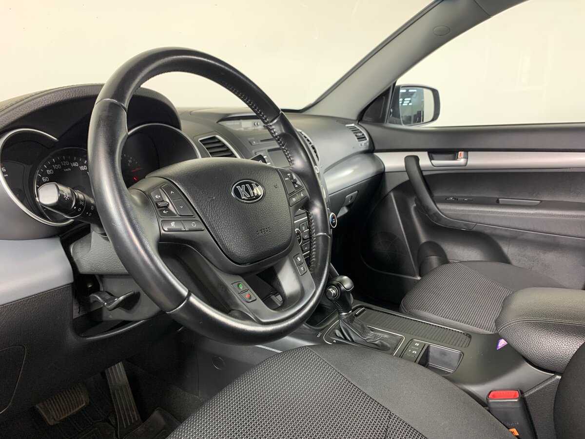 Купить Kia Sorento с пробегом. Фото: #11