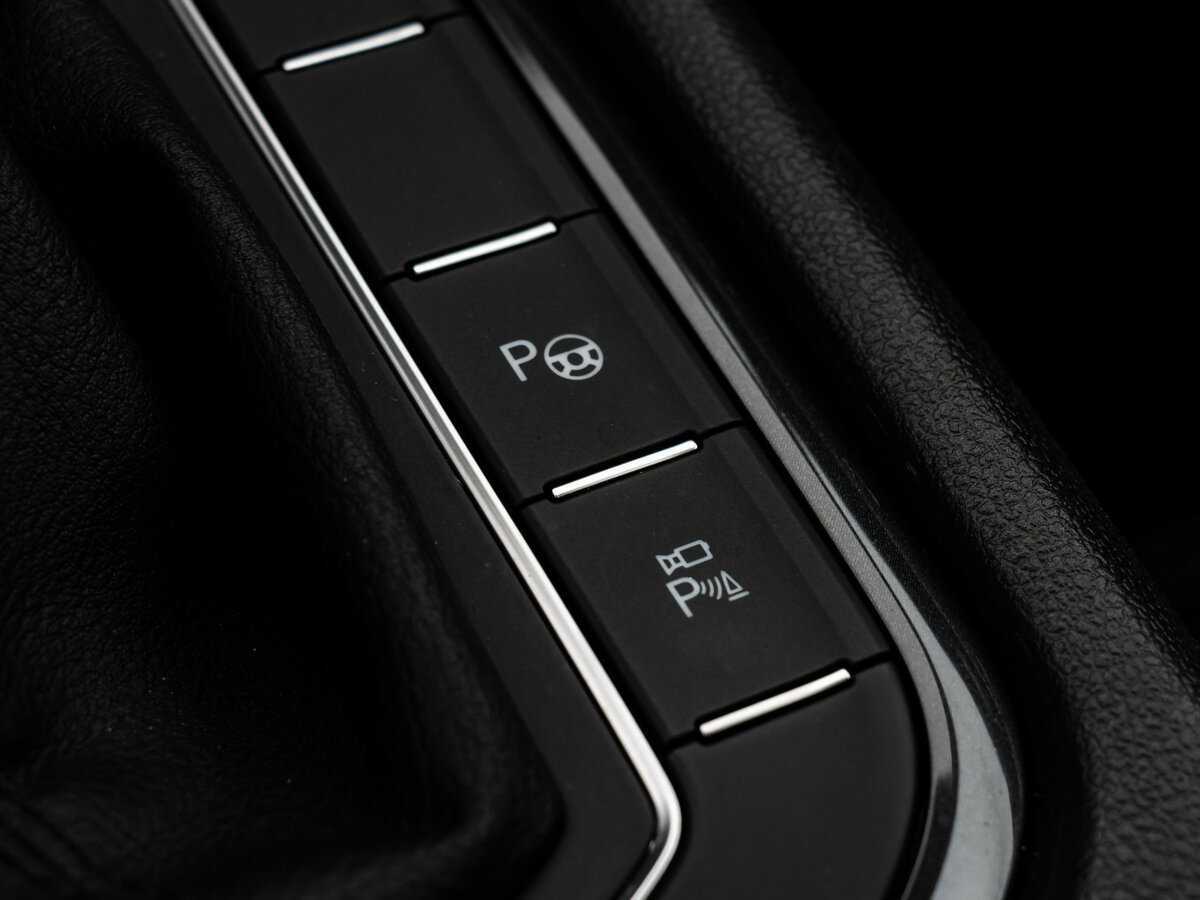 Купить Volkswagen Tiguan с пробегом. Фото: #20