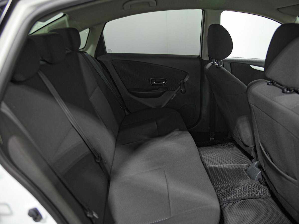 Купить Nissan Almera с пробегом. Фото: #9