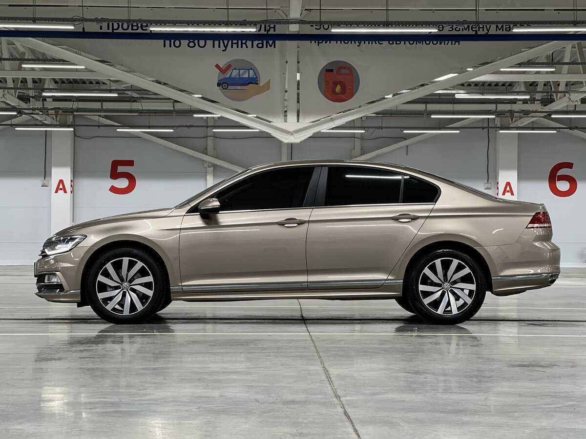 Купить Volkswagen Passat с пробегом. Фото: #7
