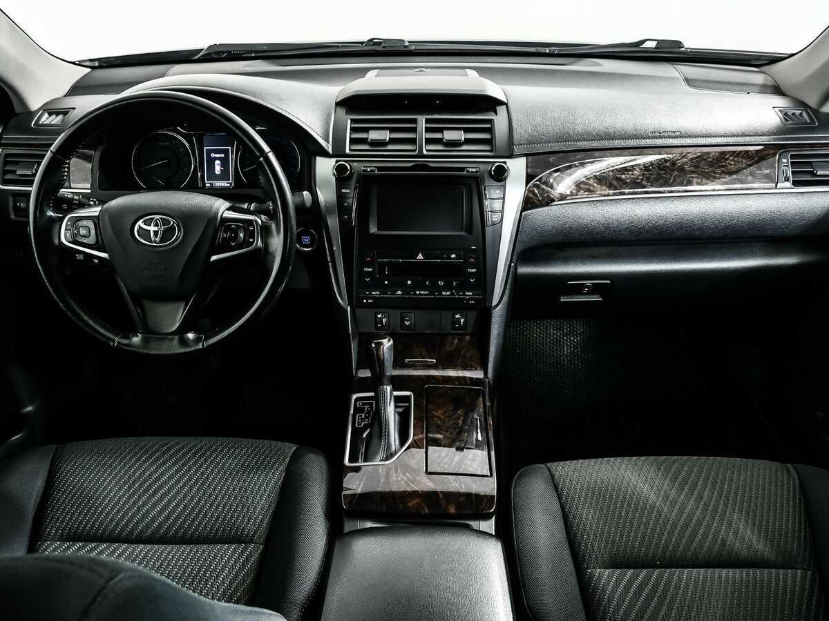 Купить Toyota Camry с пробегом. Фото: #10