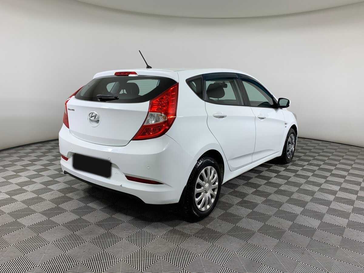 Купить Hyundai Solaris с пробегом. Фото: #4