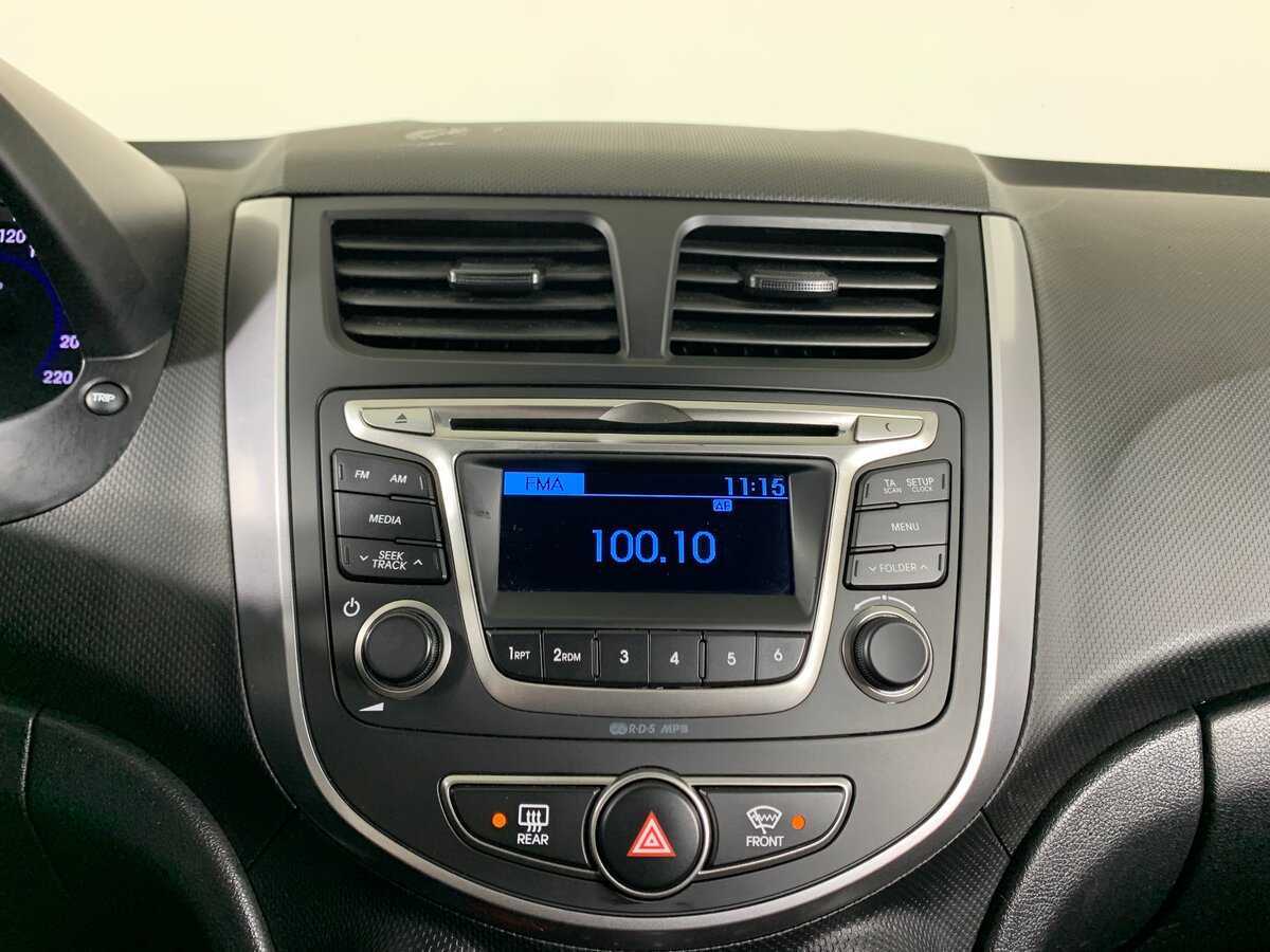 Купить Hyundai Solaris с пробегом. Фото: #15