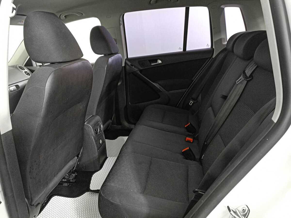 Купить Volkswagen Tiguan с пробегом. Фото: #11