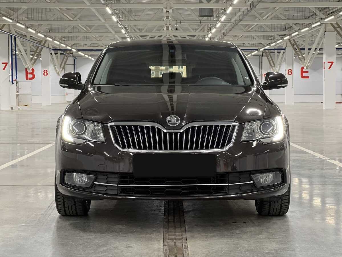 Купить Skoda Superb с пробегом. Фото: #1
