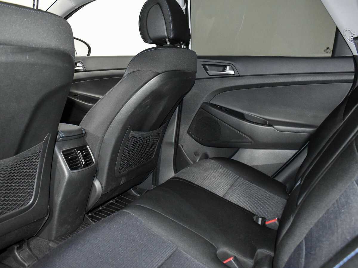 Купить Hyundai Tucson с пробегом. Фото: #11