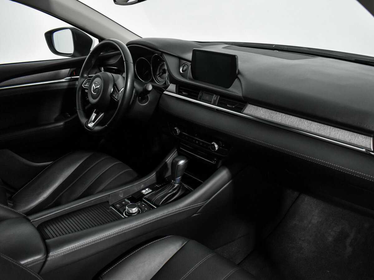 Купить Mazda 6 с пробегом. Фото: #13
