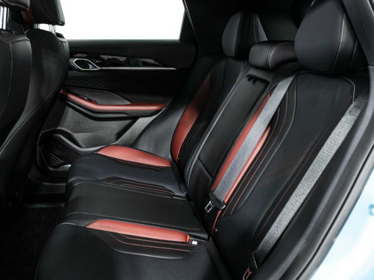 Купить Geely Coolray с пробегом. Фото: #9