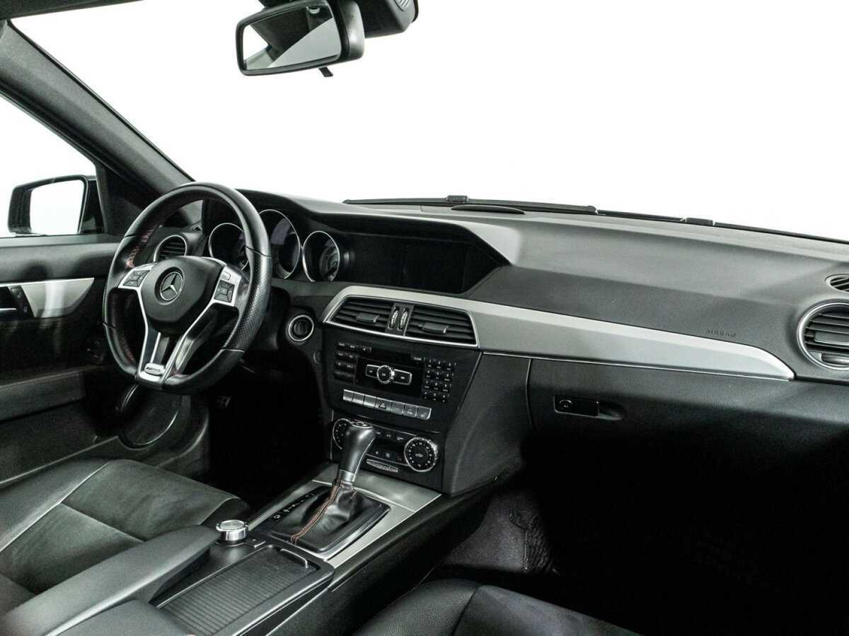 Купить Mercedes-Benz C-Класс с пробегом. Фото: #5