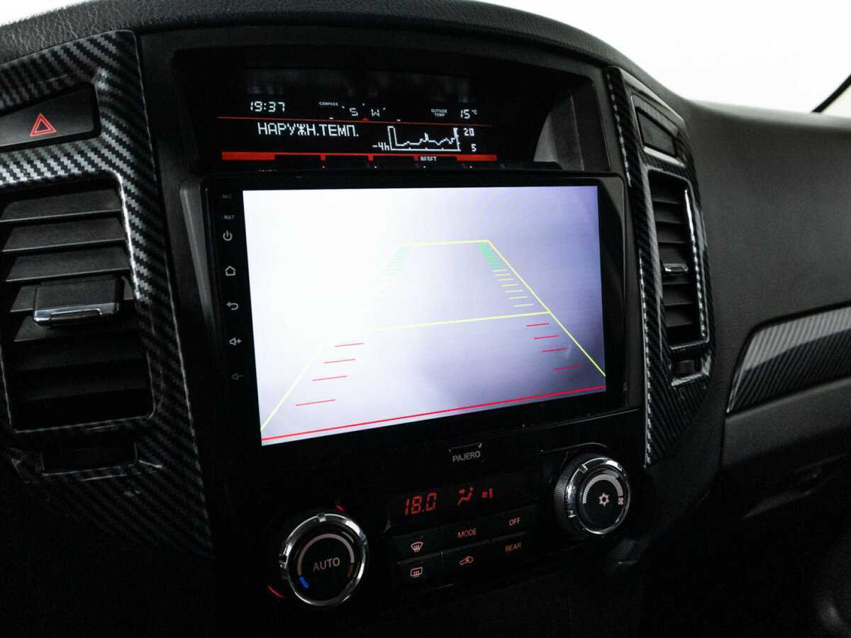 Купить Mitsubishi Pajero с пробегом. Фото: #14