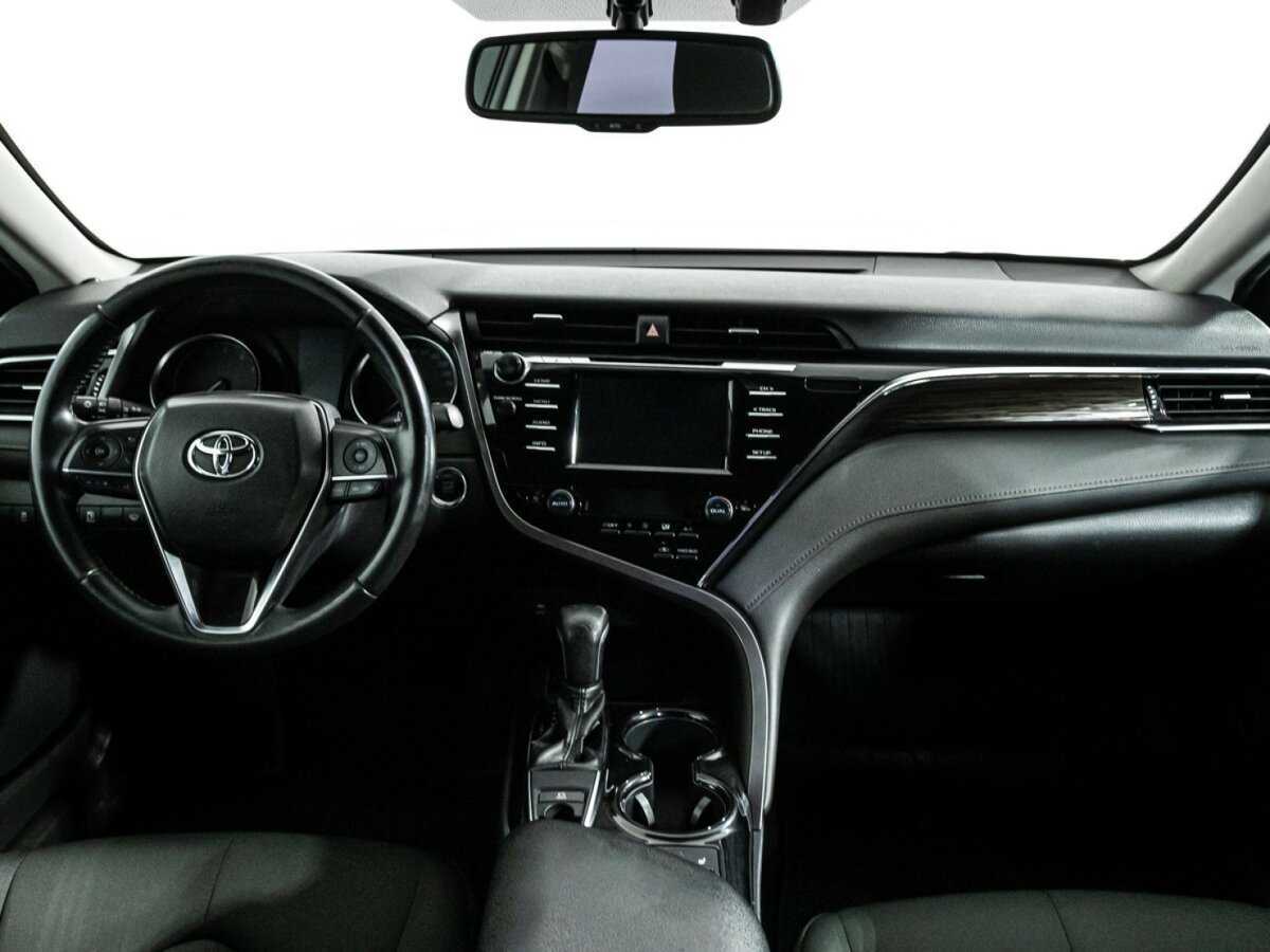 Купить Toyota Camry с пробегом. Фото: #12