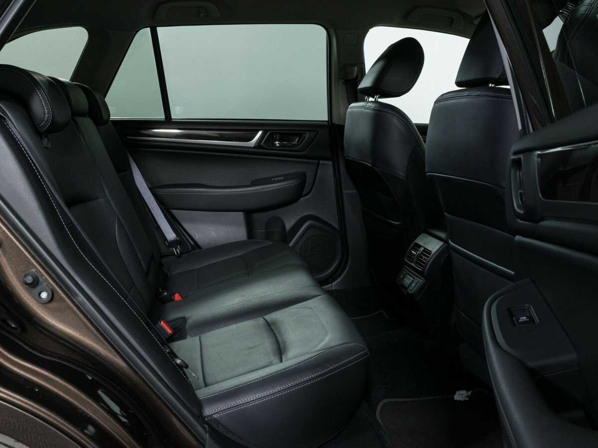 Купить Subaru Outback с пробегом. Фото: #10