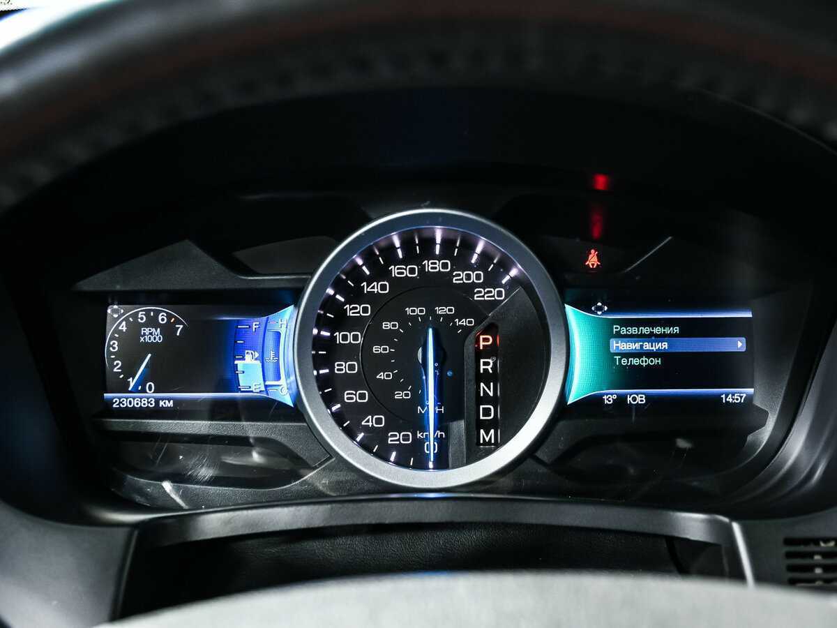 Купить Ford Explorer с пробегом. Фото: #9