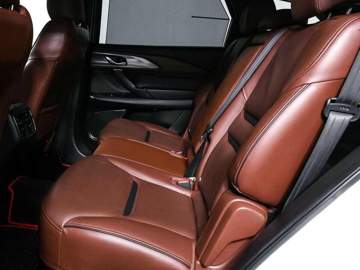 Купить Mazda CX-9 с пробегом. Фото: #10