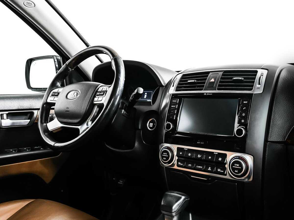 Купить Kia Mohave с пробегом. Фото: #8