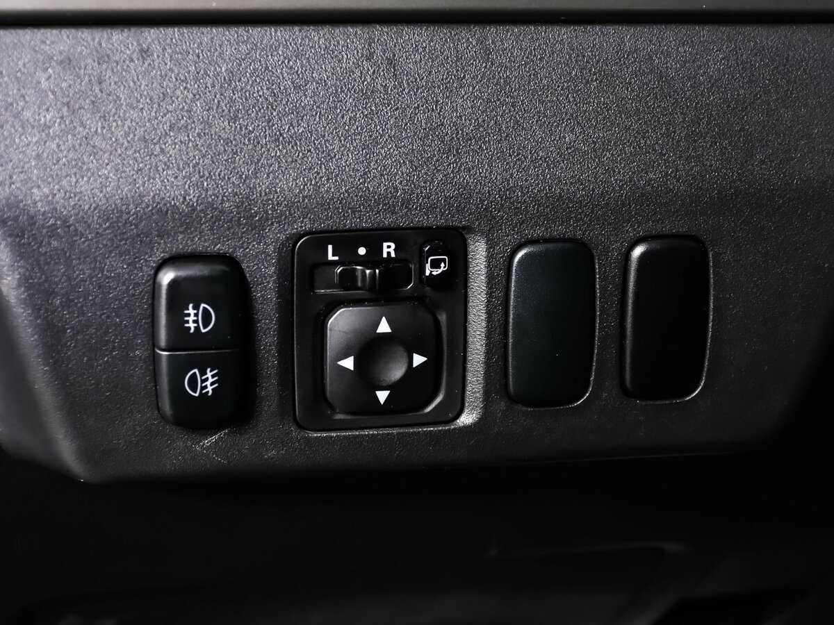 Купить Mitsubishi Pajero с пробегом. Фото: #18