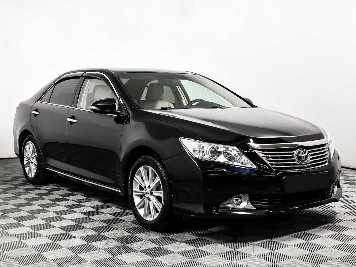 Купить Toyota Camry с пробегом. Фото: #2