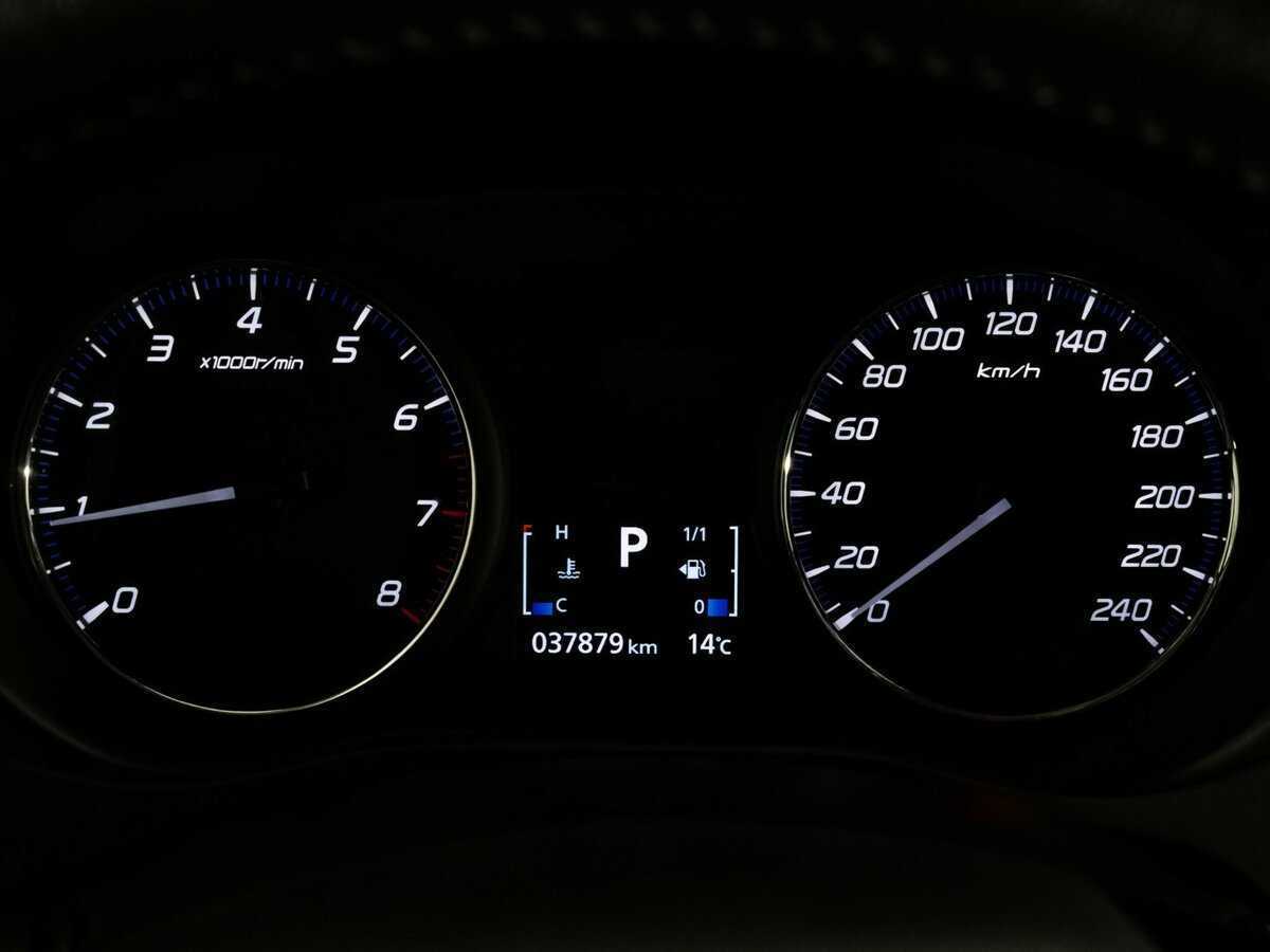 Купить Mitsubishi Outlander с пробегом. Фото: #14