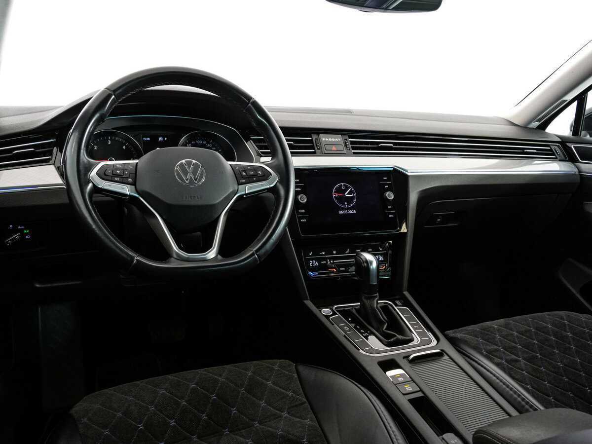 Купить Volkswagen Passat с пробегом. Фото: #9