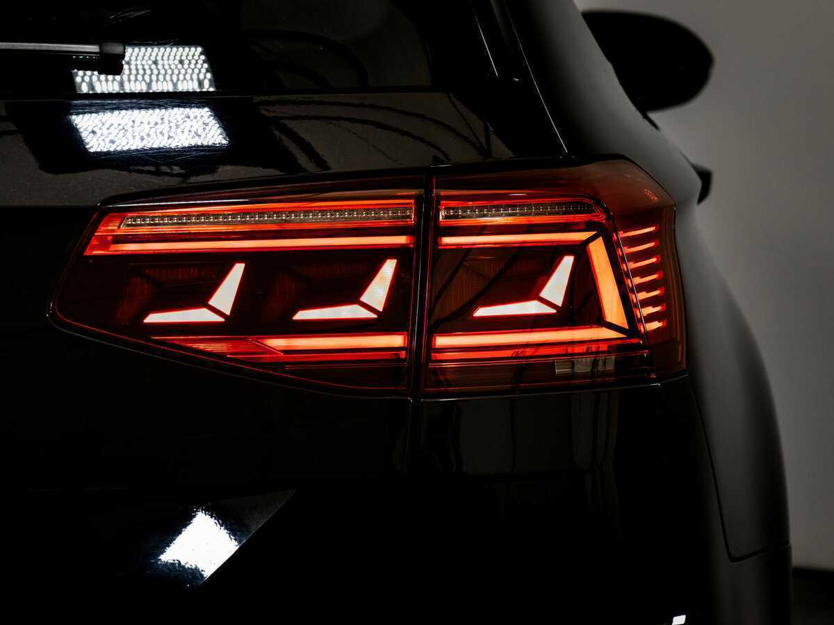 Купить Volkswagen Passat с пробегом. Фото: #15