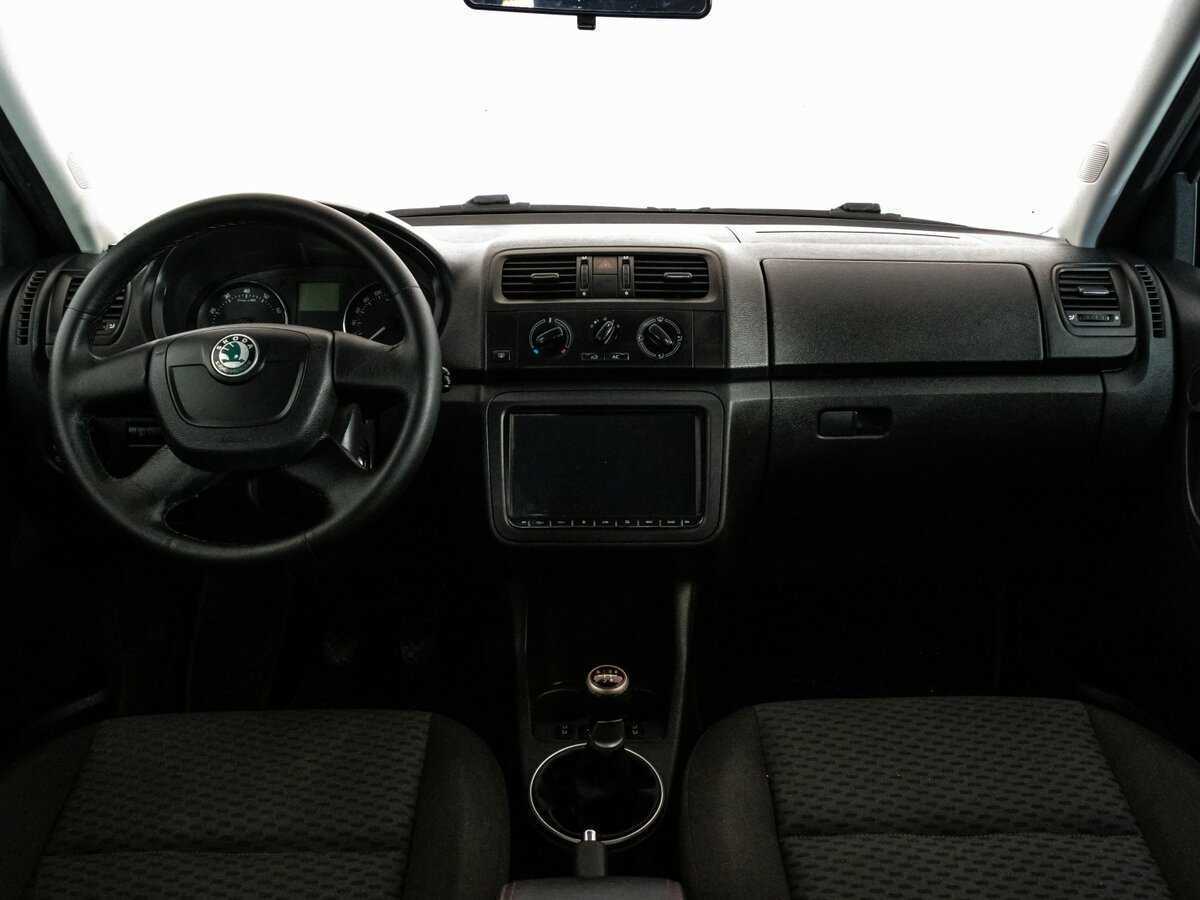 Купить Skoda Fabia с пробегом. Фото: #9