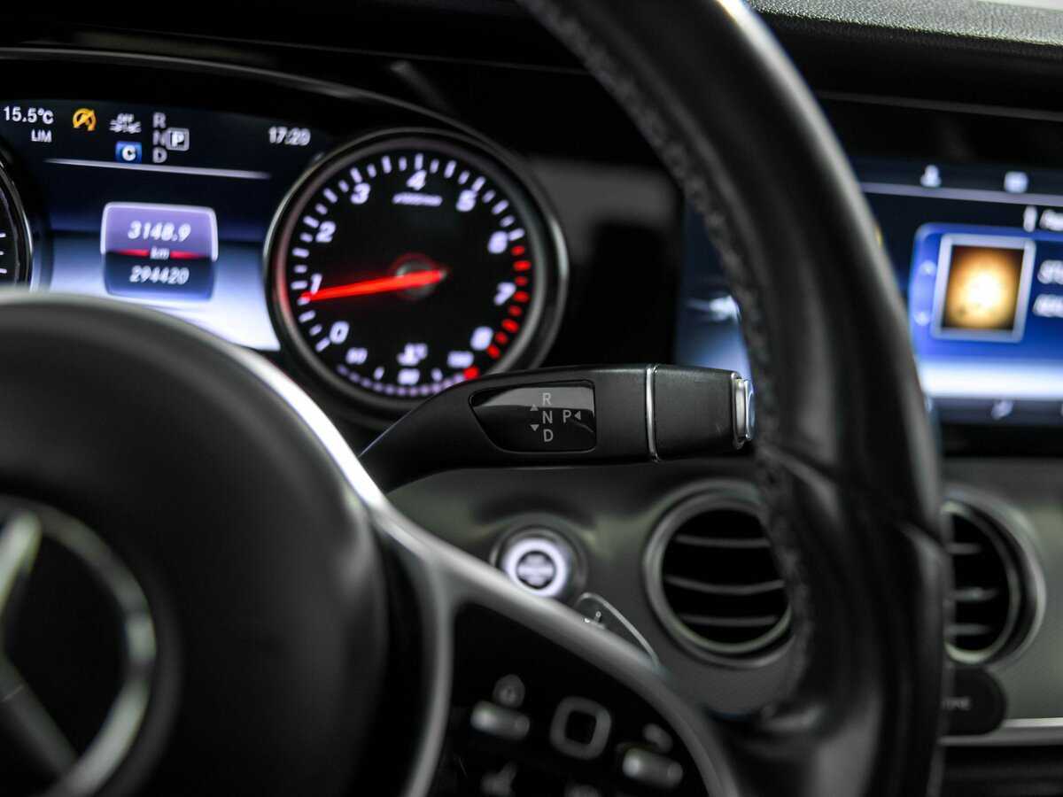 Купить Mercedes-Benz E-Класс с пробегом. Фото: #8