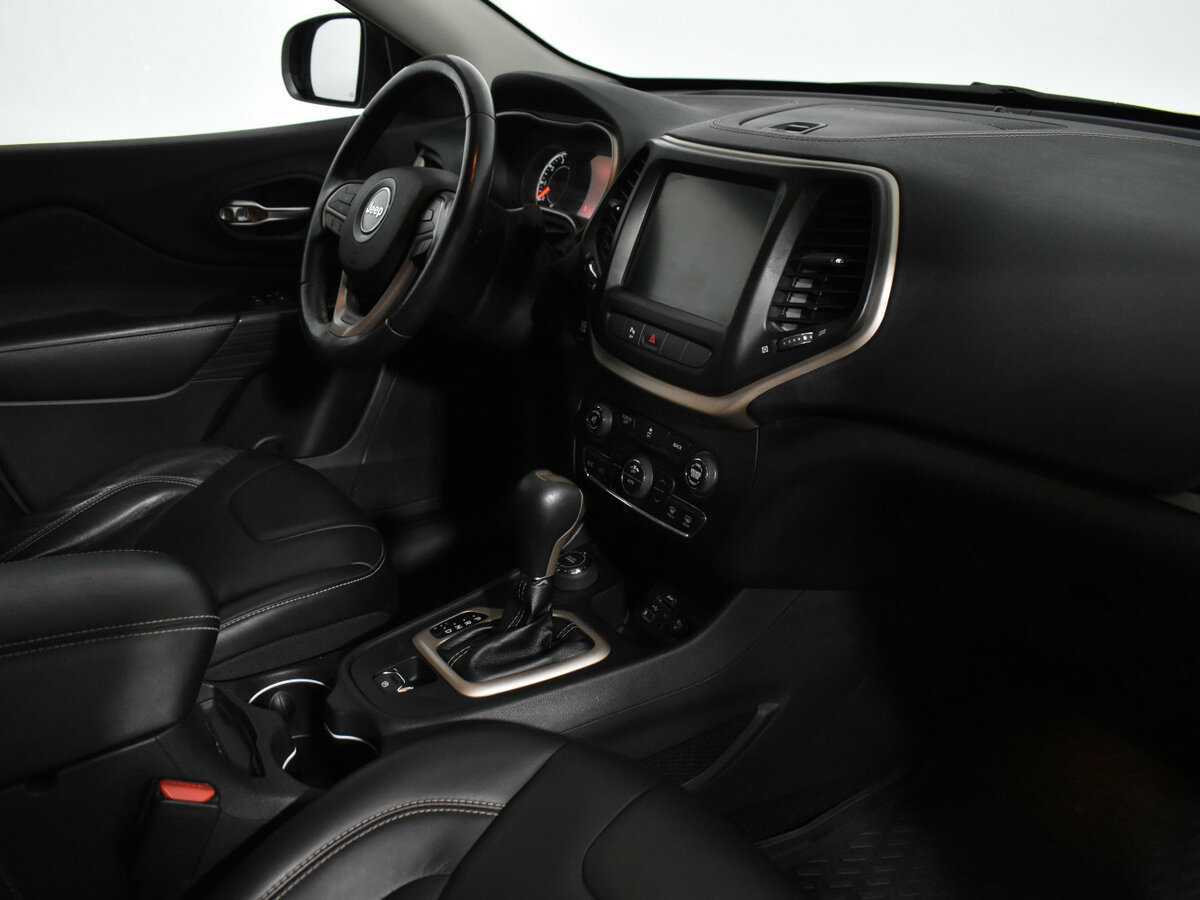Купить Jeep Cherokee с пробегом. Фото: #9