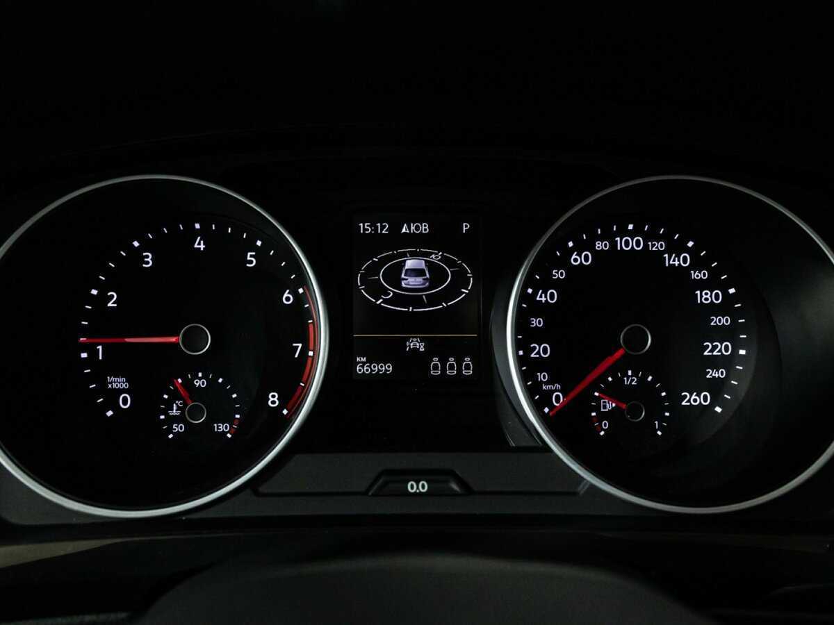 Купить Volkswagen Tiguan с пробегом. Фото: #11