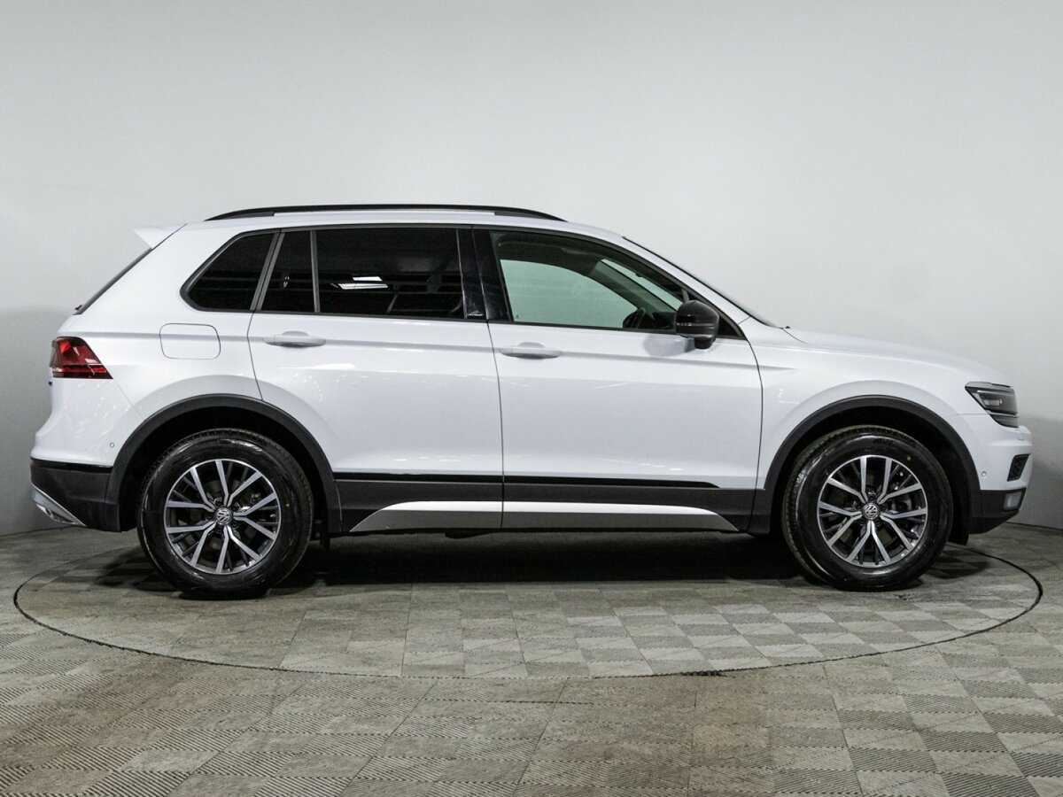 Купить Volkswagen Tiguan с пробегом. Фото: #3