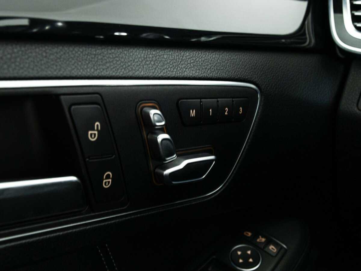 Купить Mercedes-Benz E-Класс с пробегом. Фото: #17