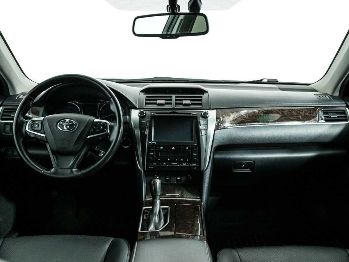 Купить Toyota Camry с пробегом. Фото: #12